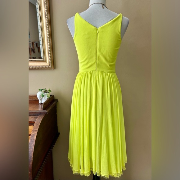 Dress the Population Alicia Dress Neon Yellow Chiffon Midi Twirl V-Neck Size S - Picture 8 of 11